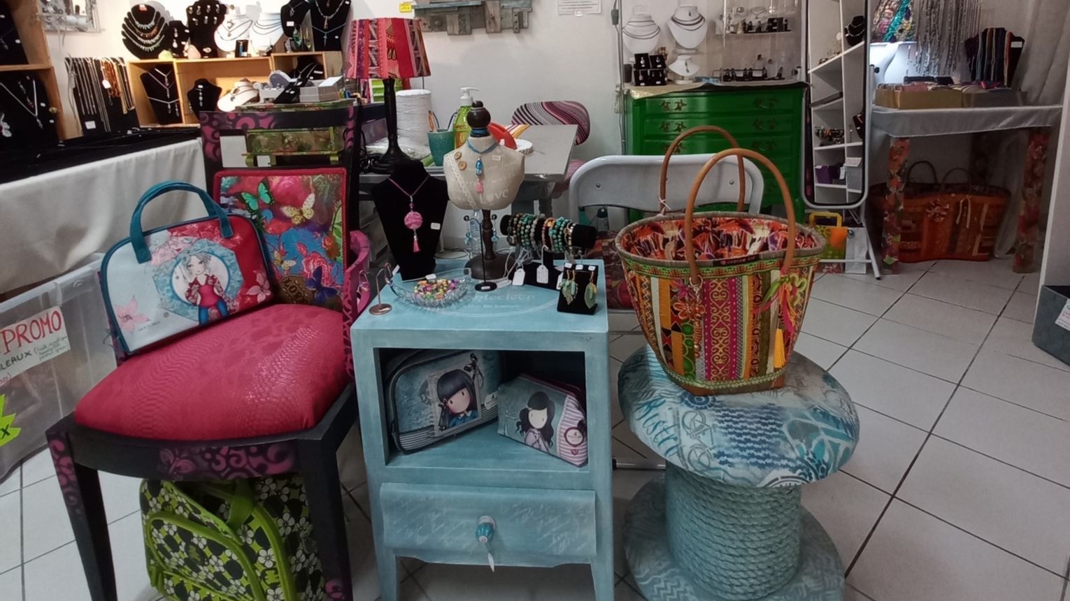 Galerie-boutique de Chantal - MONEIN