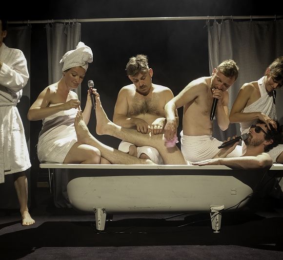 Humour musical : Shower Power - MONEIN