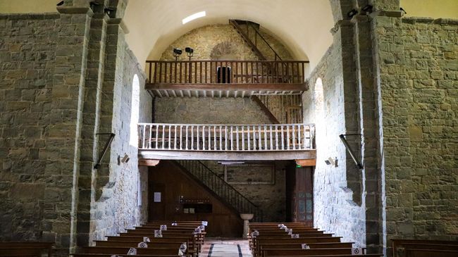 Balcon de l'église de l'abbaye de Sauvelade