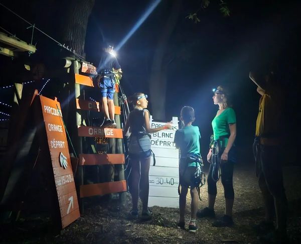 Soirées nocturnes à Lacq Aventure