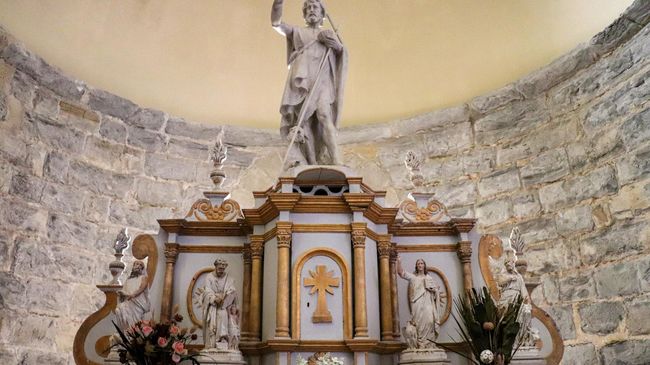 Retable de l'église de l'abbaye de Sauvelade
