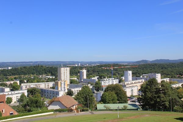 Mourenx, vue des coteaux