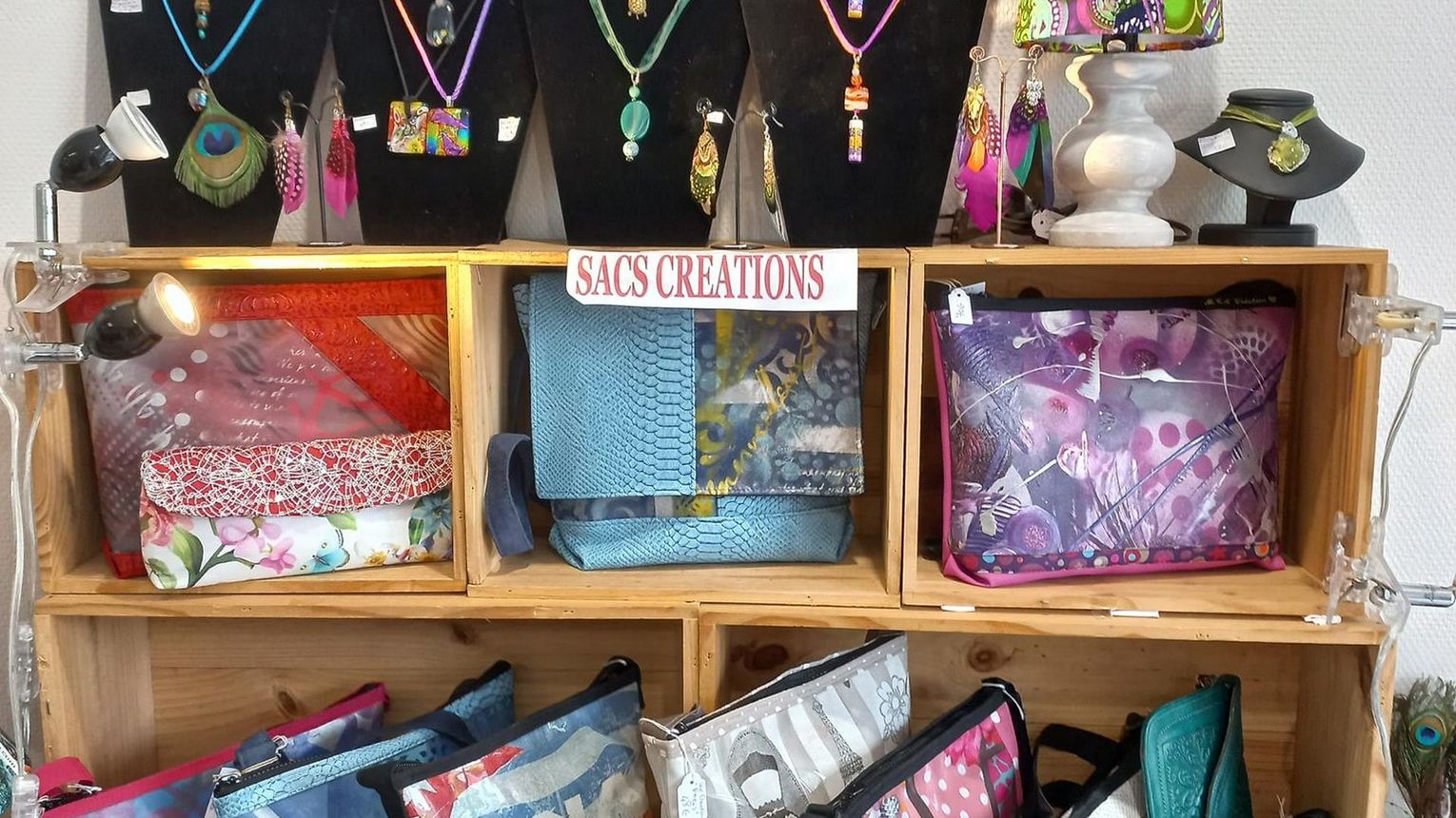 Galerie-boutique de Chantal - MONEIN