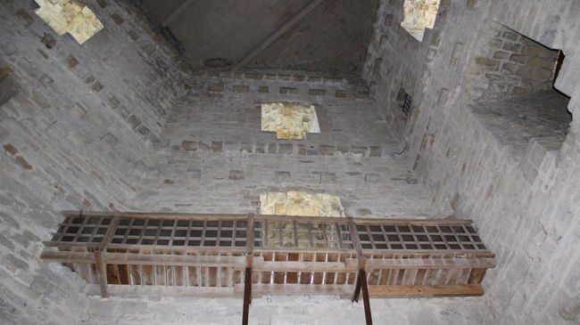 Galerie pour accéder au sommet de la Tour Moncade à Orthez