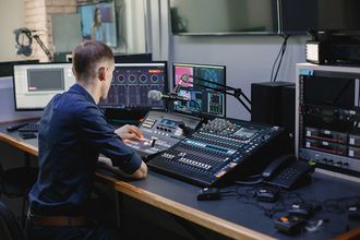 Pixel Play : Le métier de Sound Designer pour le jeu vidéo - ORTHEZ