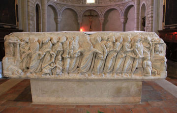 Altar de la iglesia St Vincent en Lucq-de-Béarn