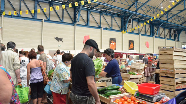 Orthez market on Tuesday mornings