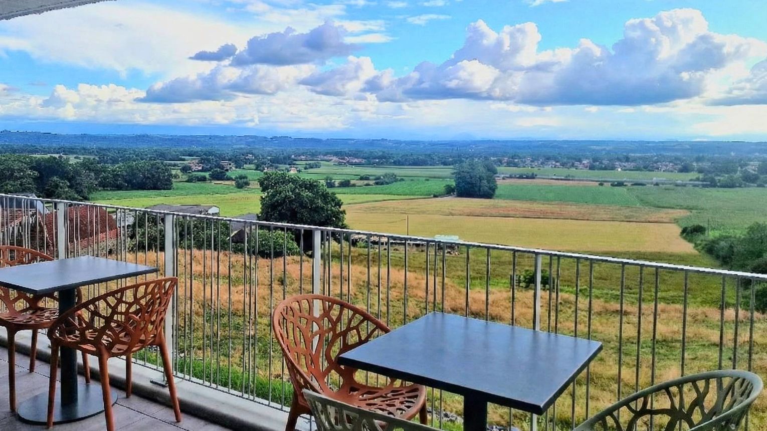 Le Panoramique des Pyrénées - SERRES-SAINTE-MARIE