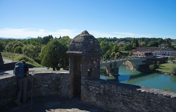 Vista del Gave d'Oloron en Navarrenx