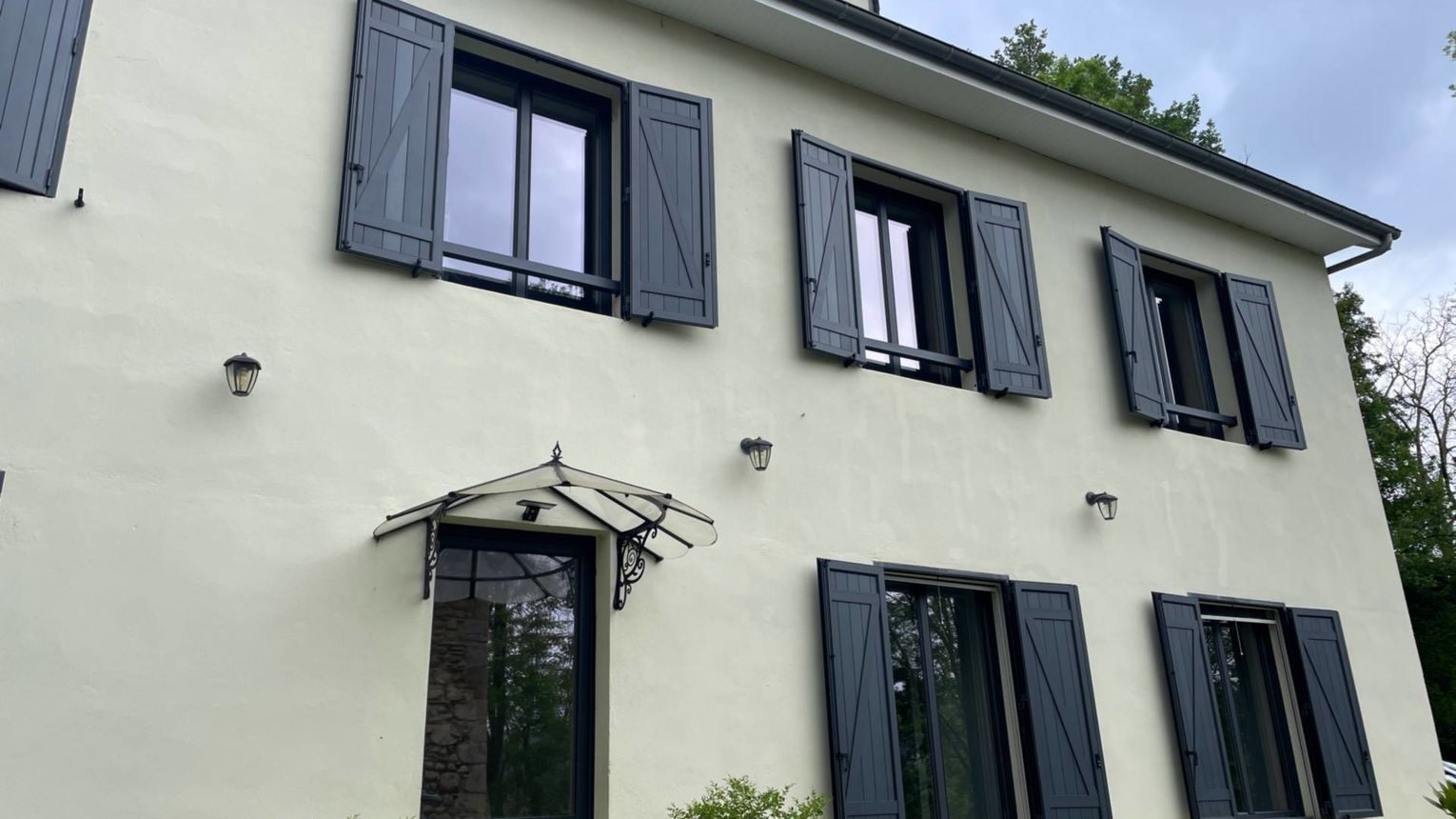 Domaine Helaku - Gite Ozalée - MONEIN