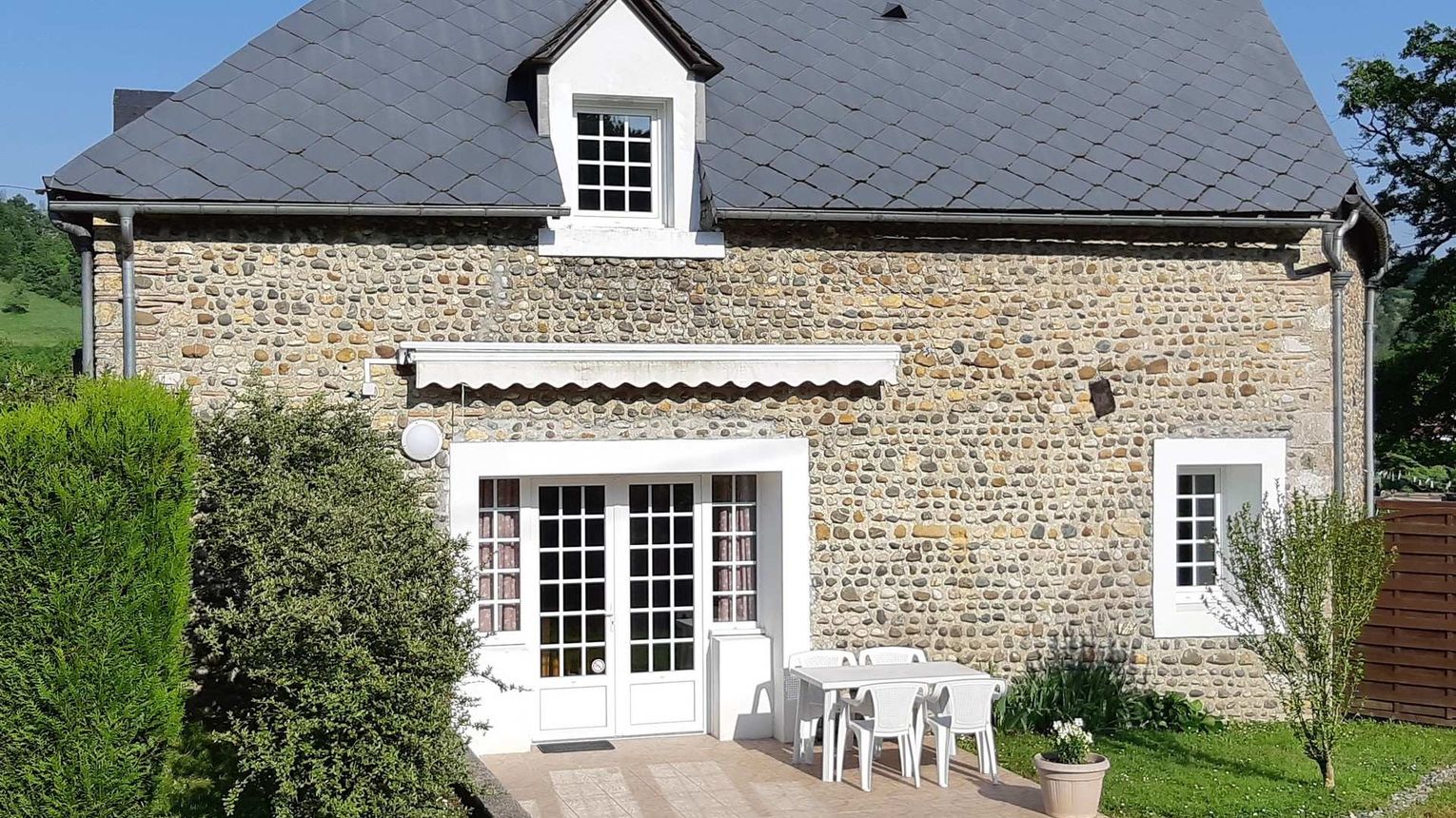 Gîtes de Bernet - The cottage - MONEIN