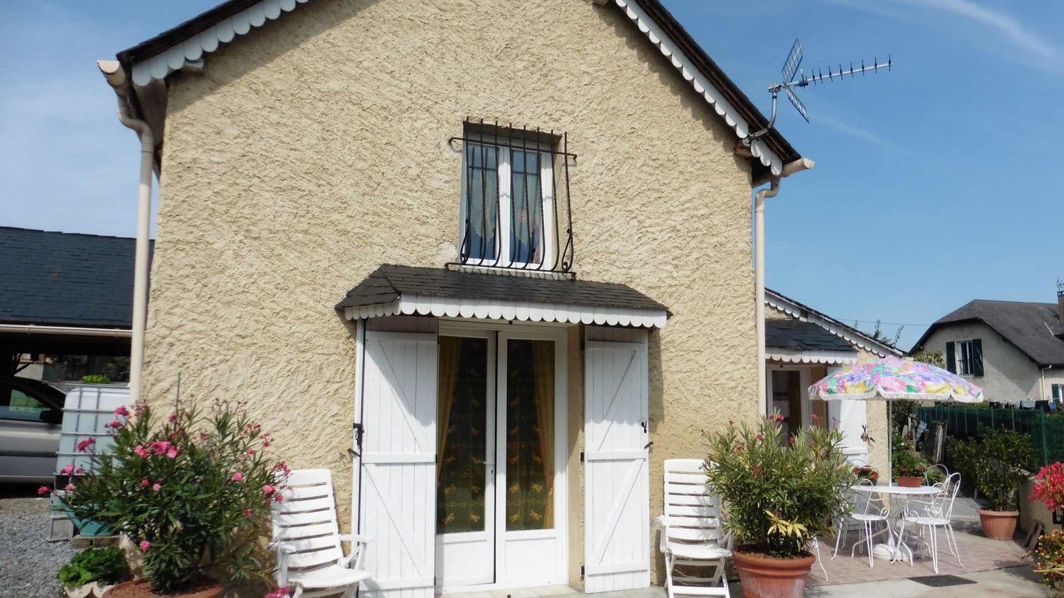 Gîte des fleurs - MONEIN