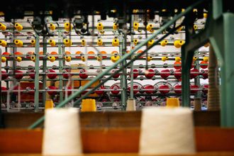 Ici, nos savoir-faire - Visite de Tissage Moutet - ORTHEZ