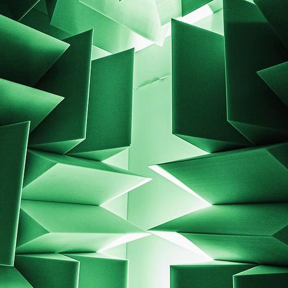 100 lieux 100 massages : Ancrage en Pyrénées - LACOMMANDE