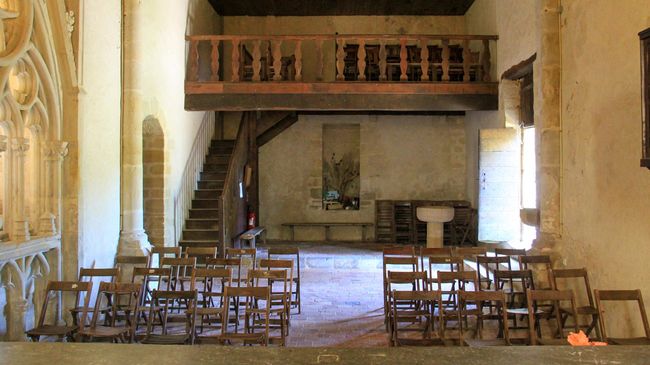 Tribune de la chapelle de Caubin à Arthez de Béarn