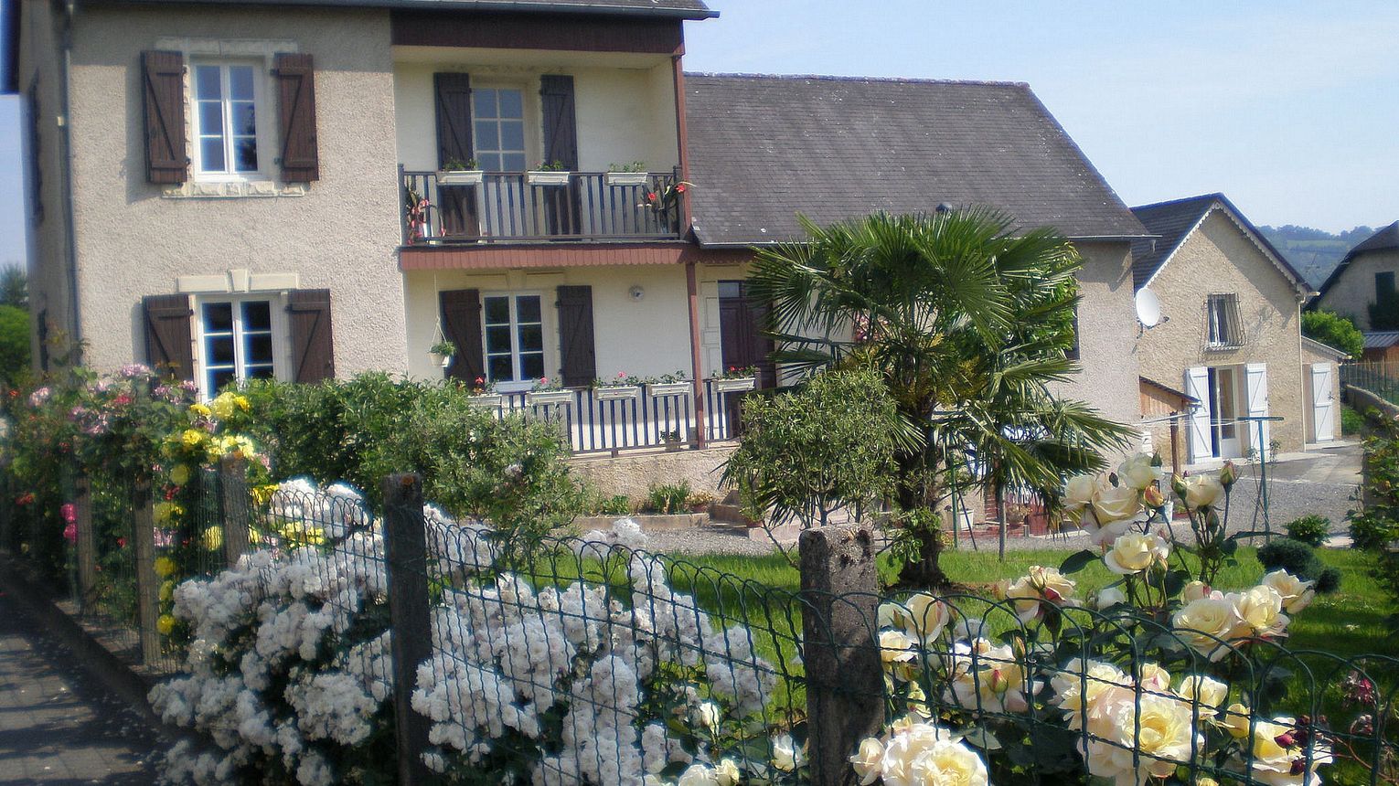 Gîte des fleurs - MONEIN