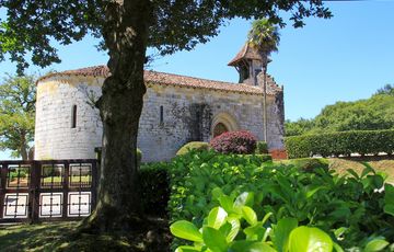 La chapelle de Caubin vue depuis le parc