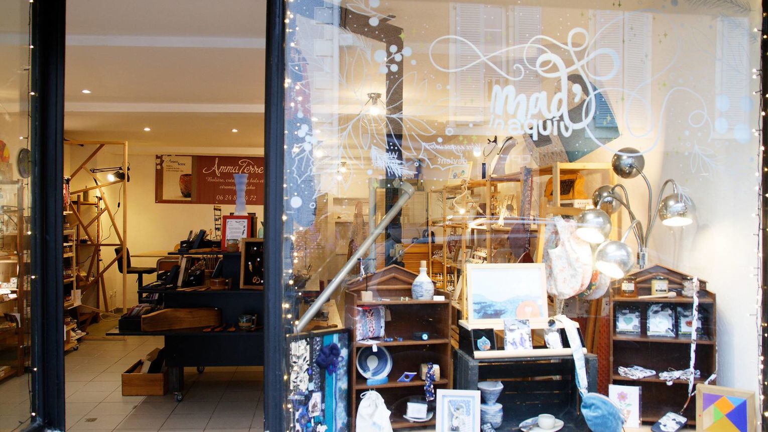 Amma Terre et Mad'in Aquiu - MONEIN