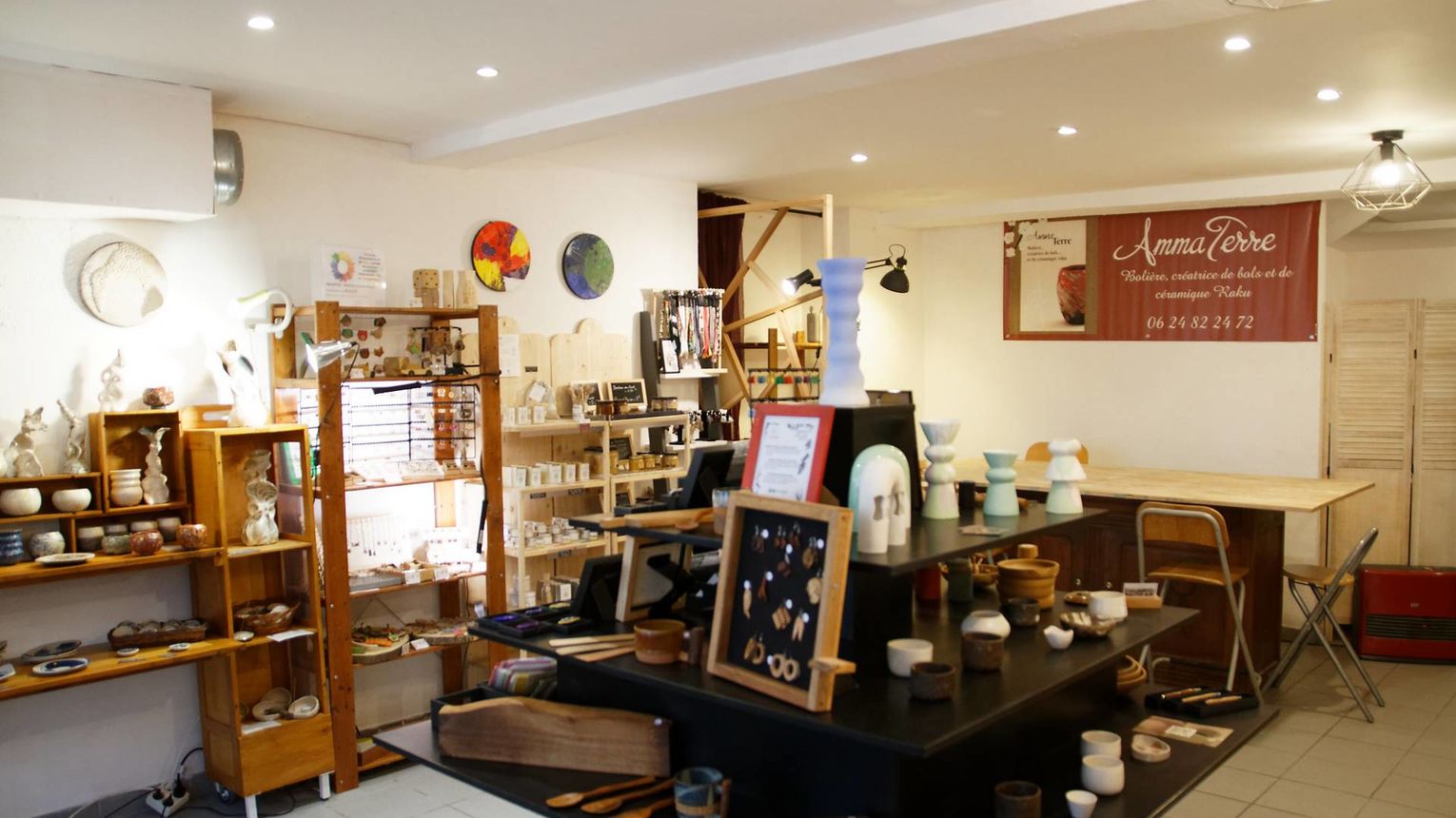 Amma Terre et Mad'in Aquiu - MONEIN