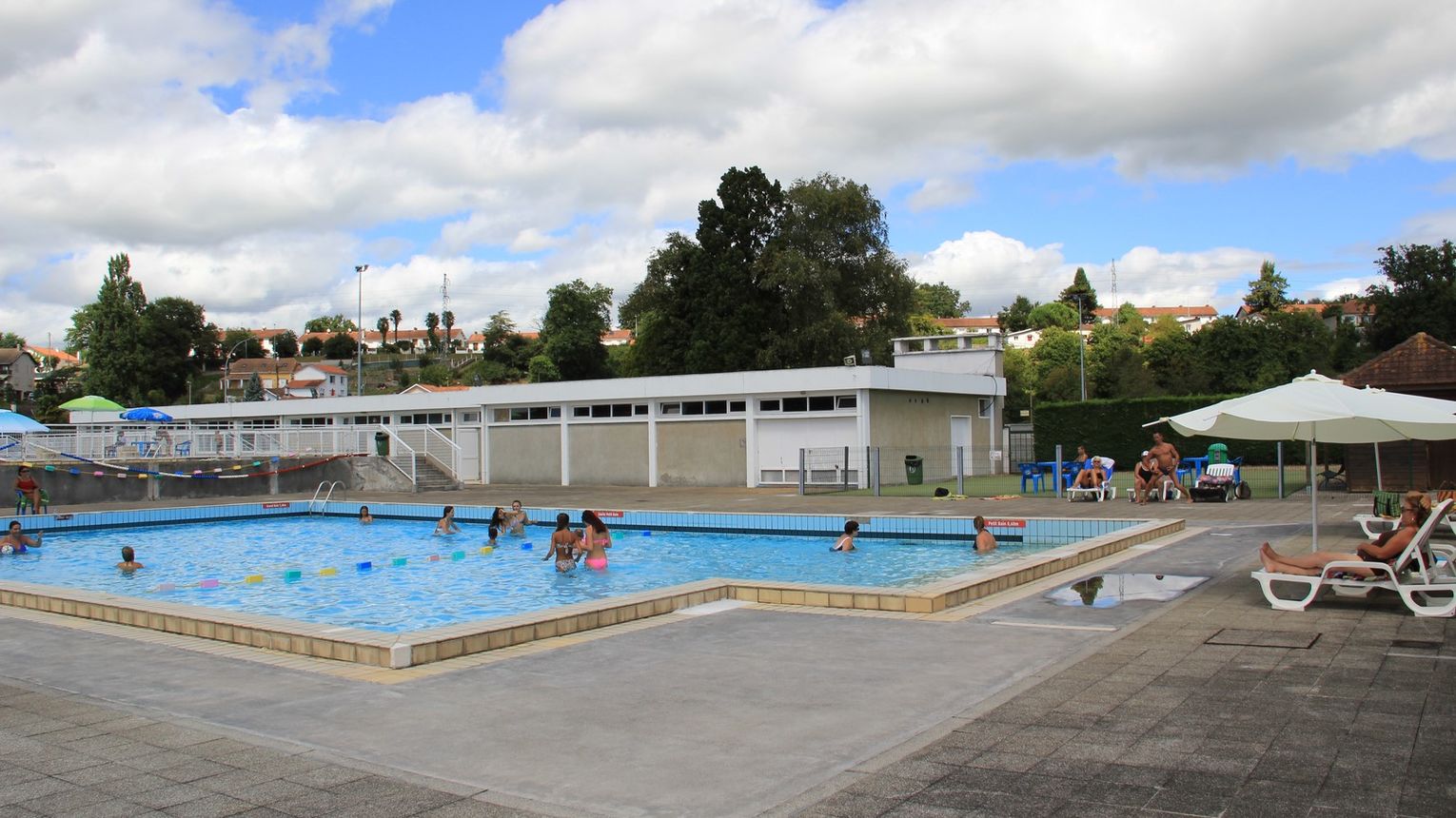 Piscine - ARTIX