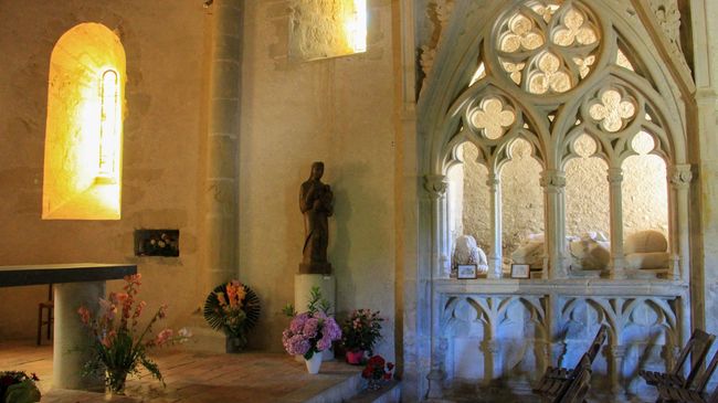 Enfeu de la chapelle de Caubin à Arthez de Béarn