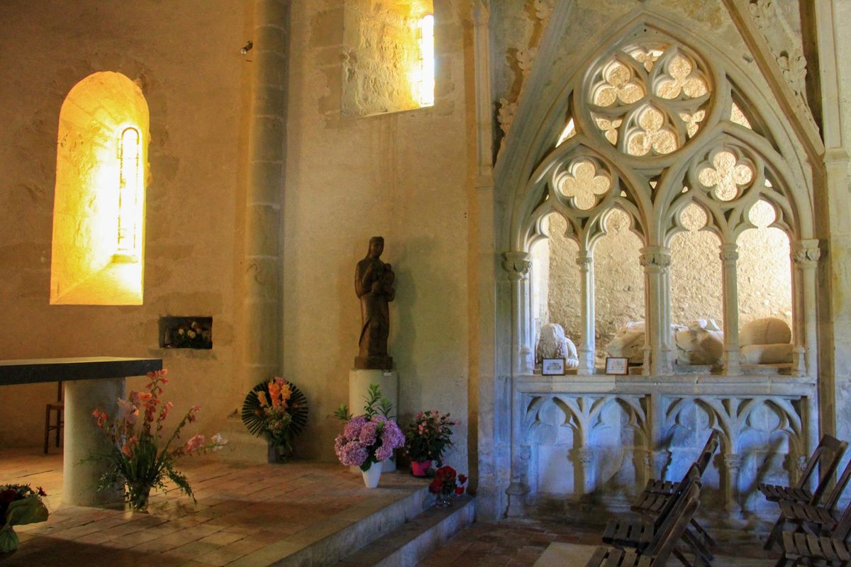 Enfeu de la chapelle de Caubin à Arthez de Béarn