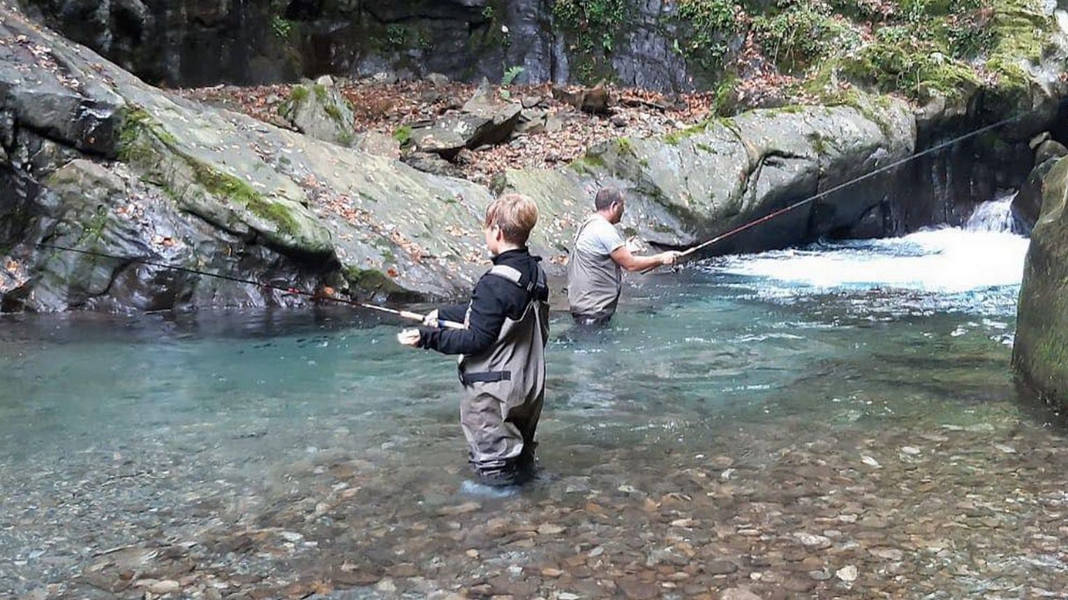 Le pêcheur Ô fil de l'eau - ARTHEZ-DE-BEARN