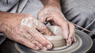 Cours de poterie adulte - MONEIN