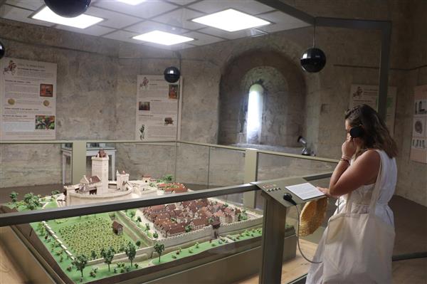 Chateau-moncade-orthez-maquette