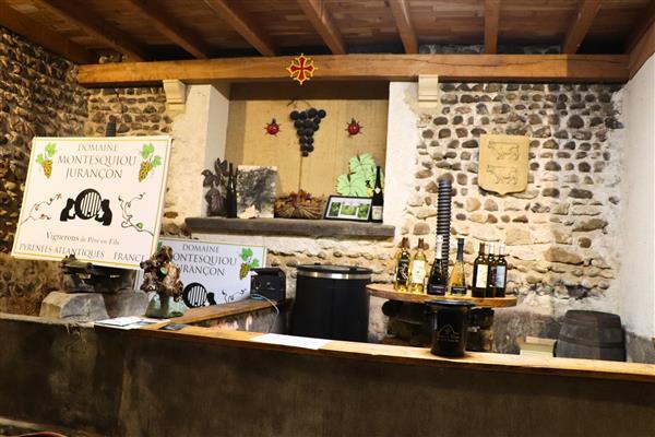 Domaine Montesquiou monein vignoble jurancon