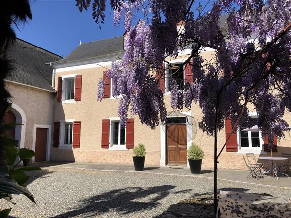 Gite les grillons bearn abos - façade