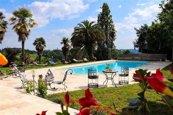 Maison Matachot - Terrasse et piscine1