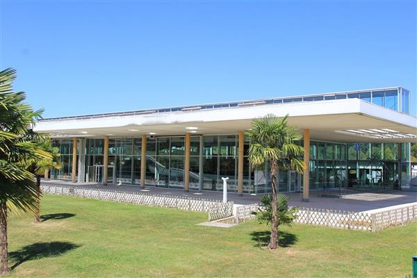 Complexe aquatique piscine mourenx solarium