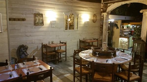 San Pietro - salle-principale