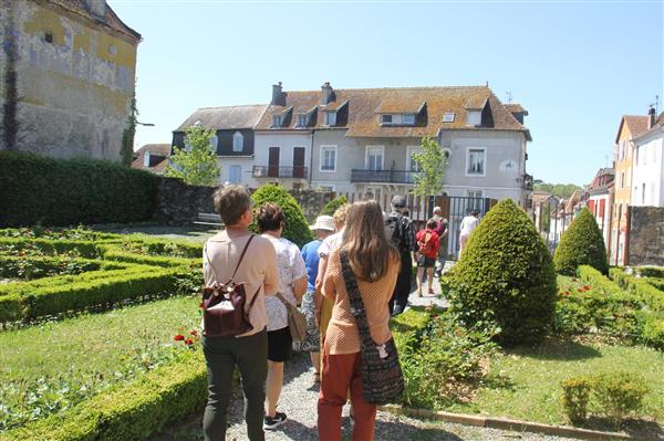 Visite-guidee-orthez-jardin-musee-jeanne-dalbret